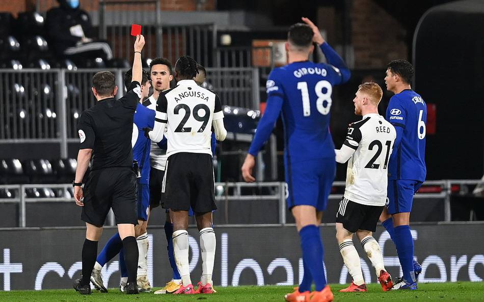 球队抓住每一个反击机会