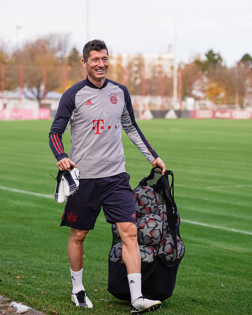 打进一球，格雷罗当选拜仁vs圣保利全场最佳球员