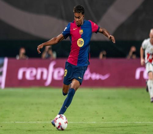 首次被葡萄牙征召的边锋福布斯出生时，C罗已为葡萄牙出场3次